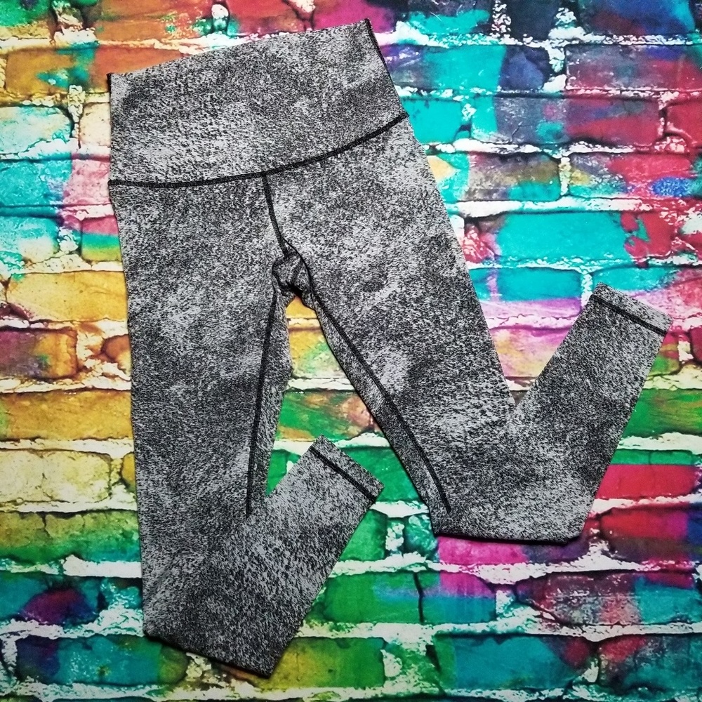 Lululemon • Hi-Rise Wunder Under Pant • SZ 10